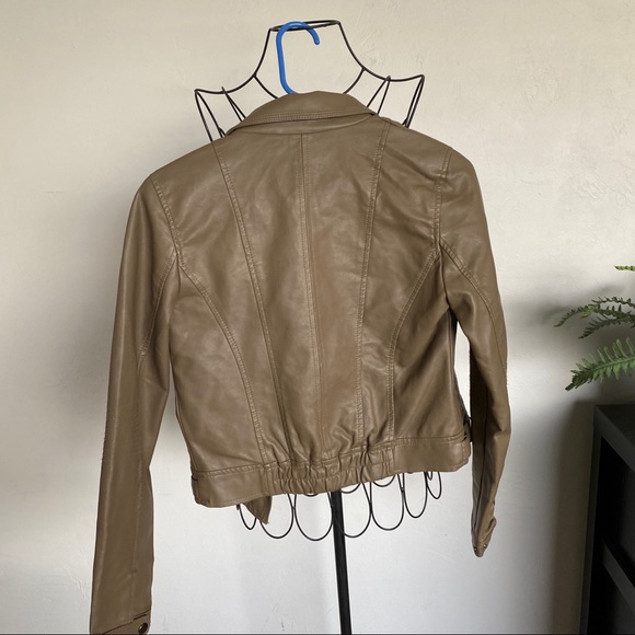 faux leather jacket | s - Picture 4 of 7